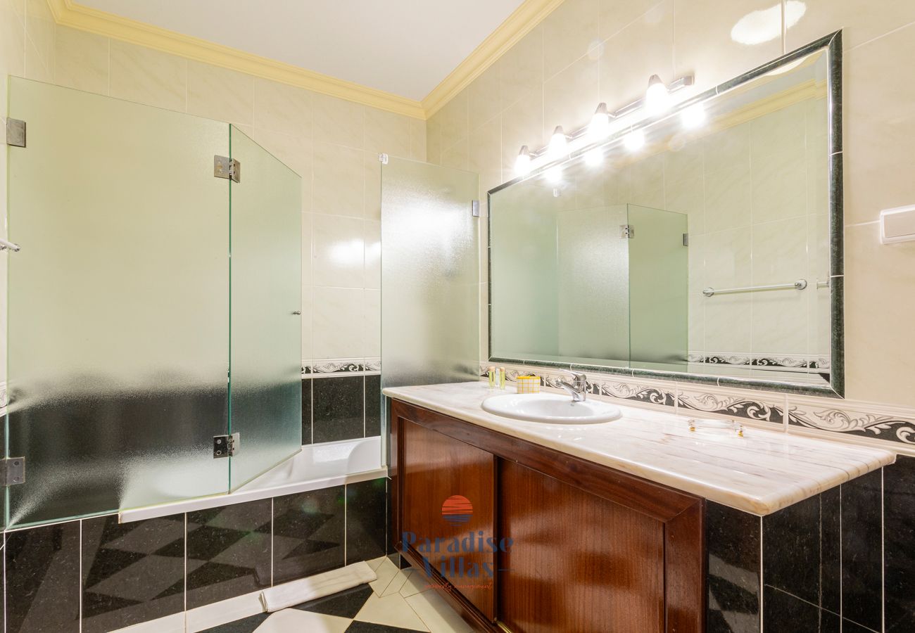 Villa em Vilamoura - Villa Costa