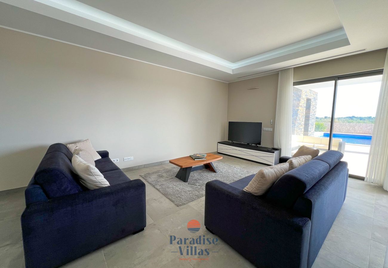 Villa em Pêra - Villa Goreti