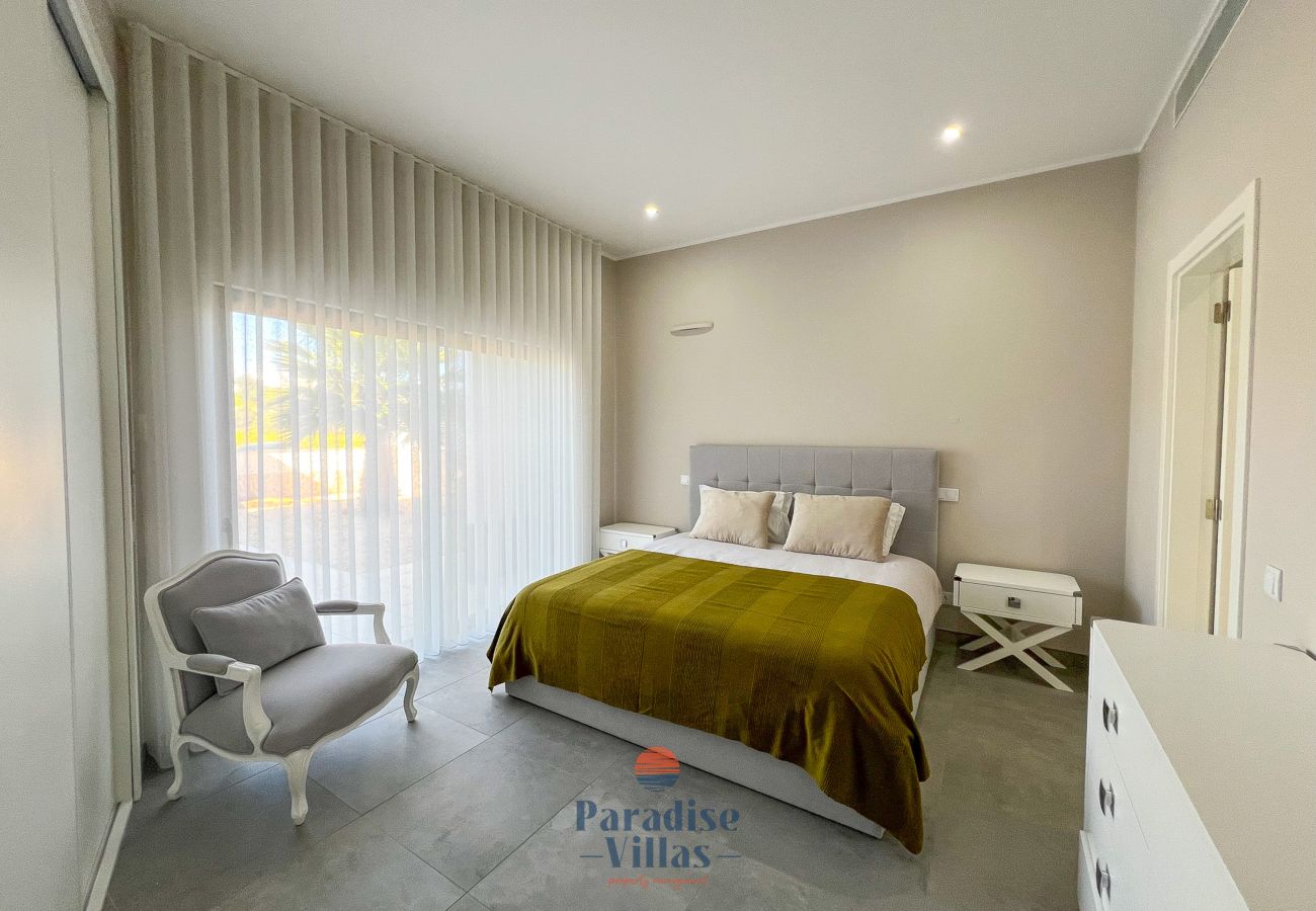 Villa em Pêra - Villa Goreti