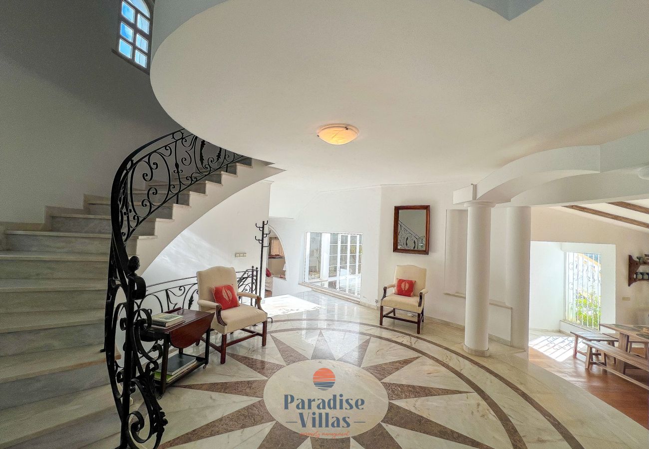 Villa em Santa Bárbara de Nexe - Villa Tanya