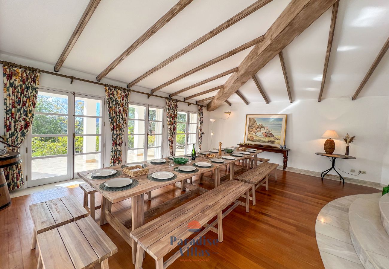 Villa em Santa Bárbara de Nexe - Villa Tanya