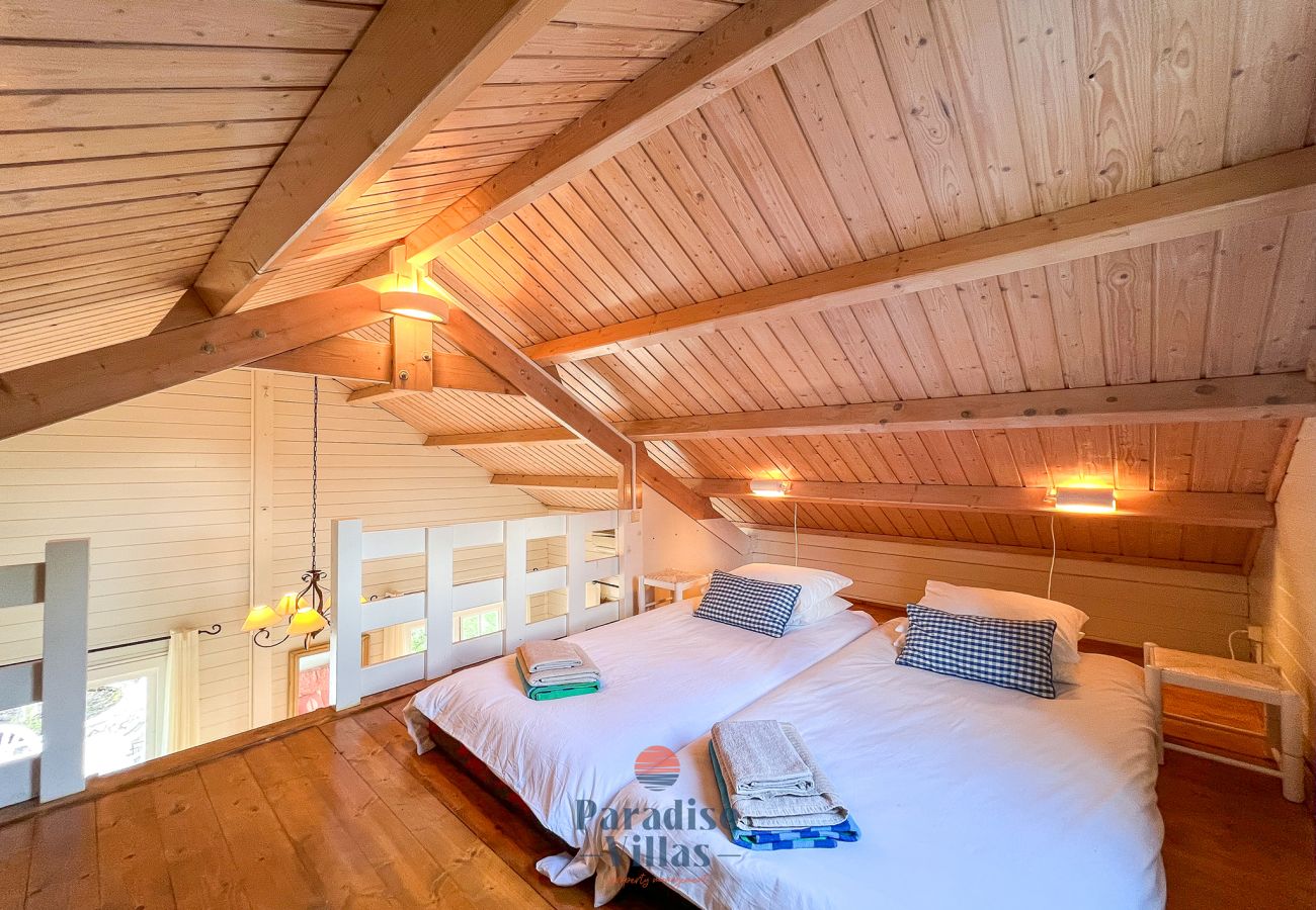 Villa em Santa Bárbara de Nexe - Villa Tanya