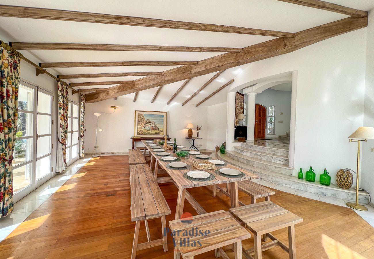 Villa em Santa Bárbara de Nexe - Villa Tanya