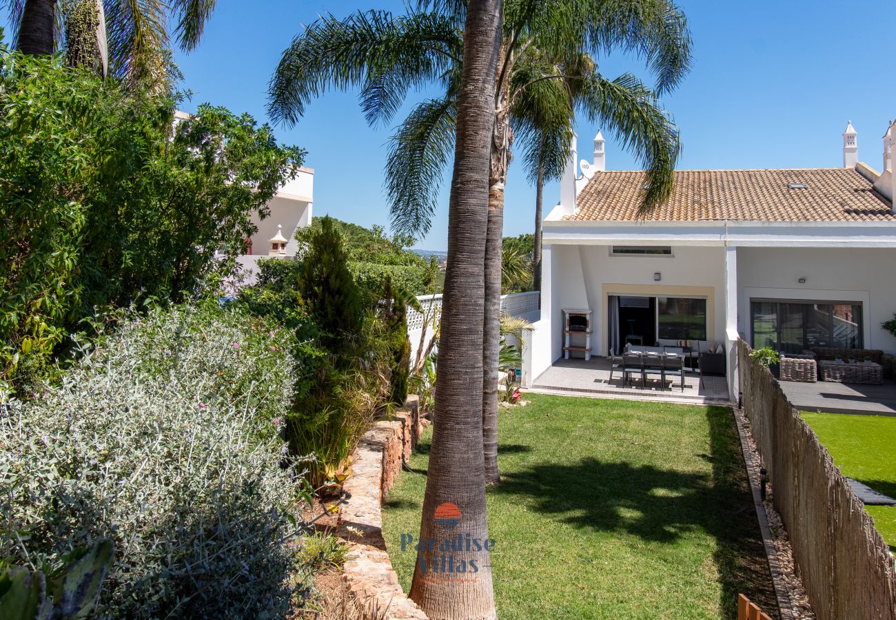 Casa geminada em Albufeira - Townhouse Baía do Mel
