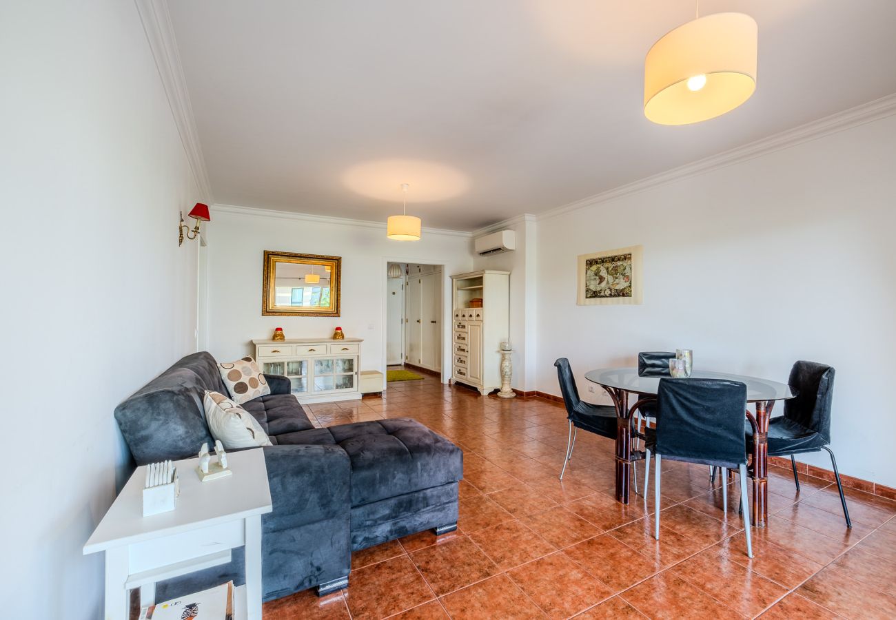 Apartamento em Quarteira - Apartamento Vilamoura