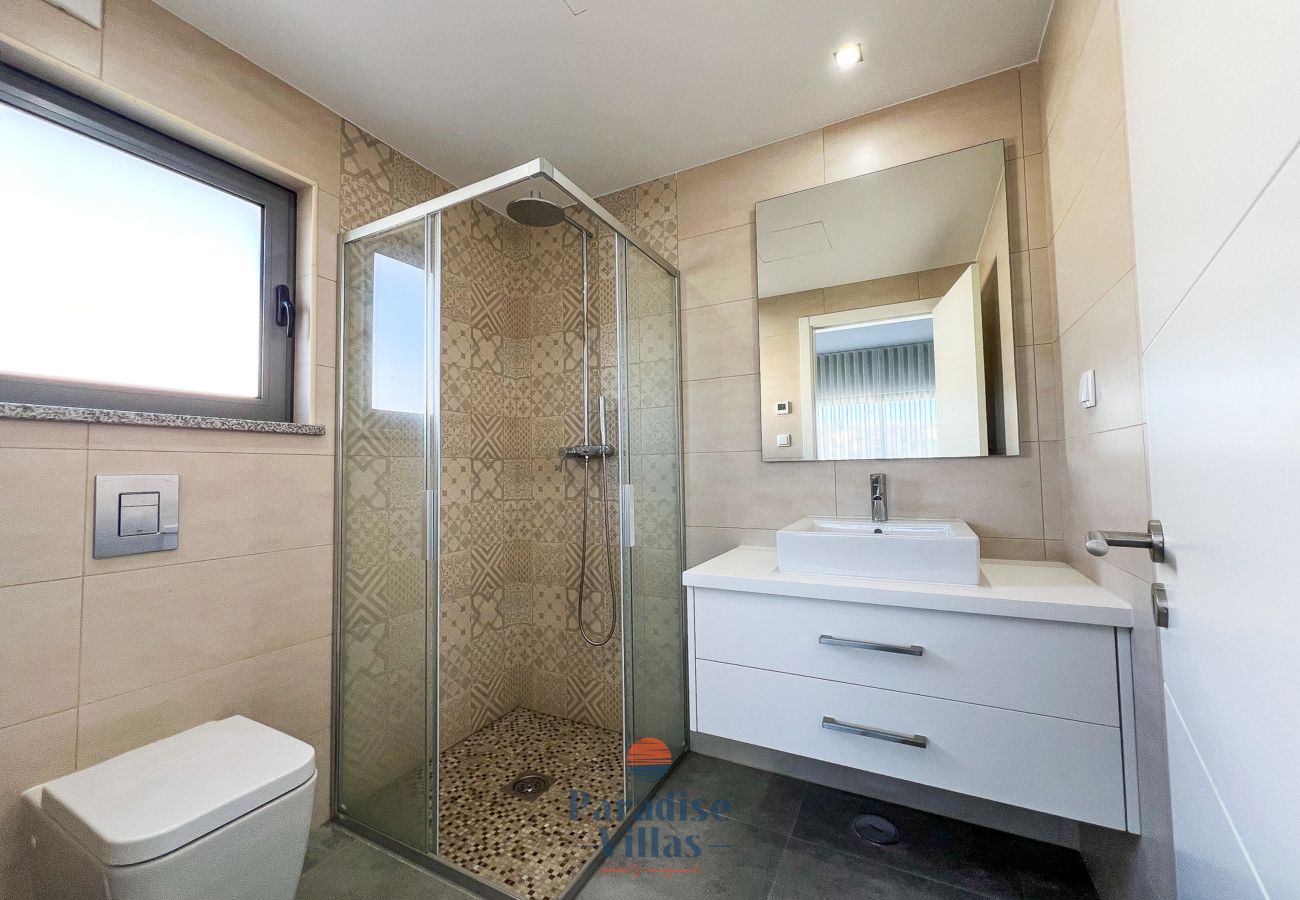 Villa in Pêra - Villa Goreti