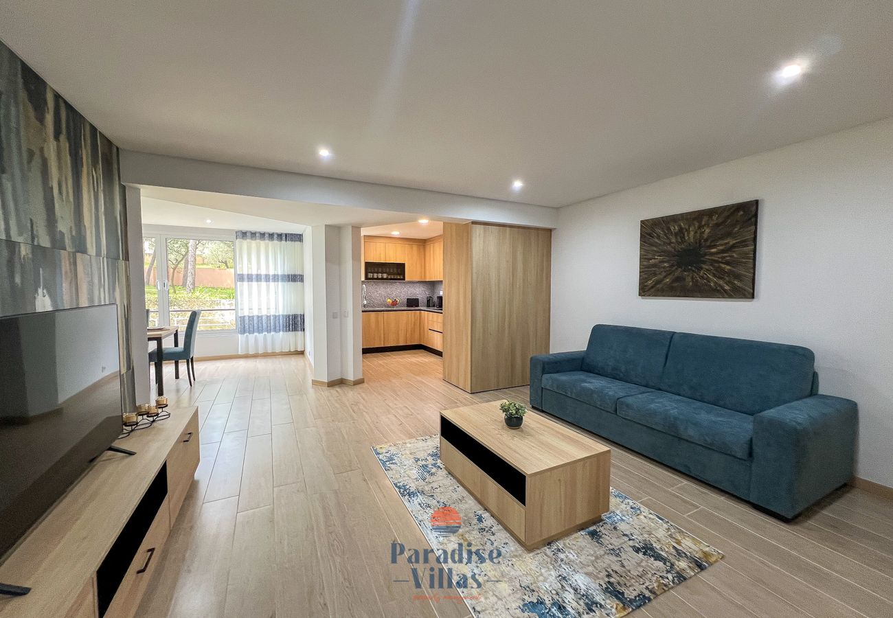 Apartment in Albufeira - Apartamento Salgados