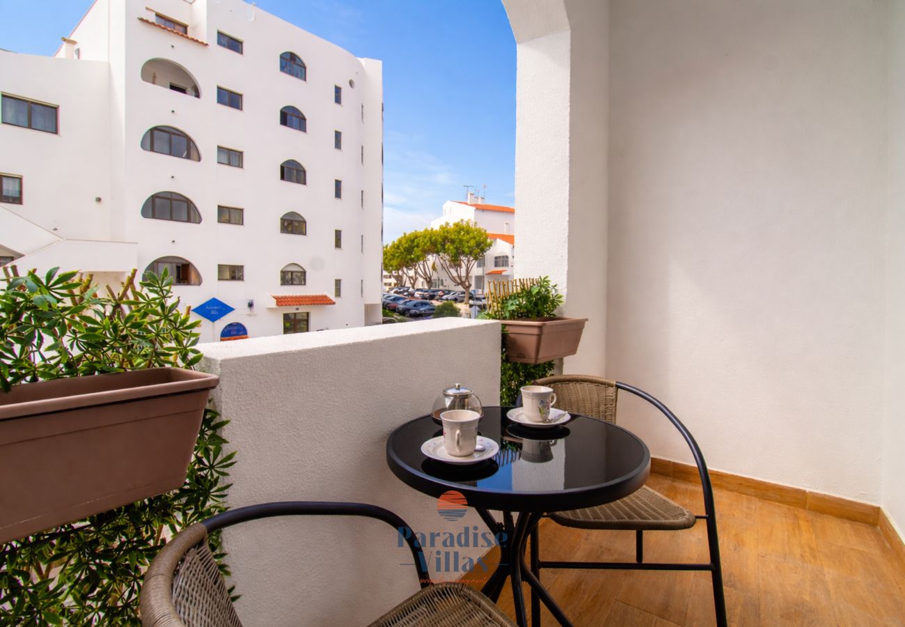 Apartment in Albufeira - Apartamento Bene